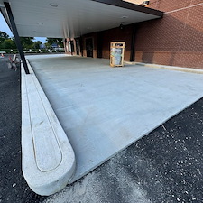 Amazing-Quality-Drive-Thru-Cleaning-in-Hampton-Va 3